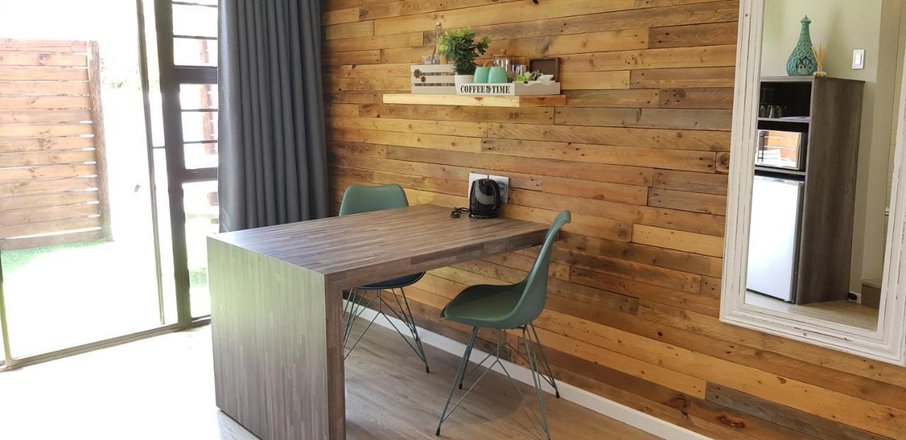 The Hillcrest Guesthouse East London Extérieur photo